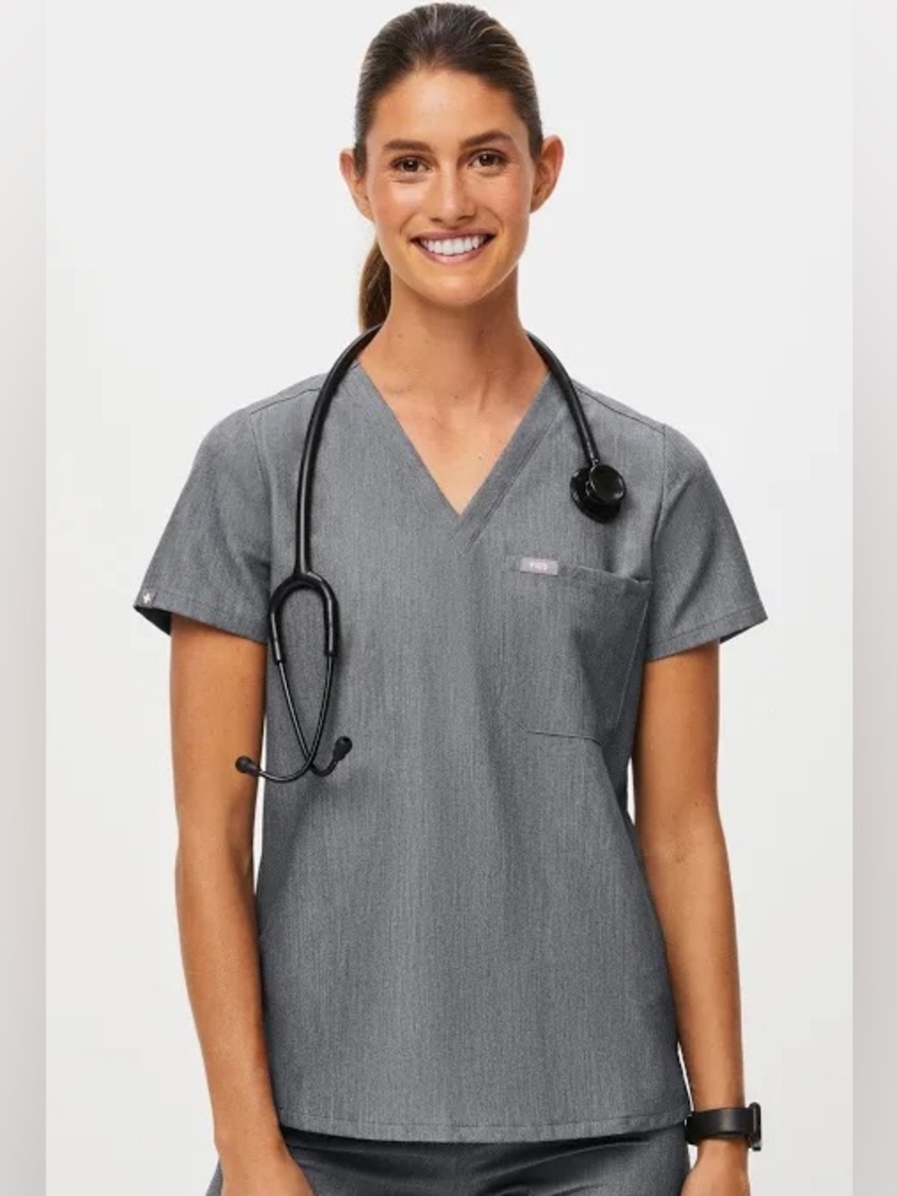 FIGS Women’s Catarina One Pocket Scrub Top, Graphite Grey, Small